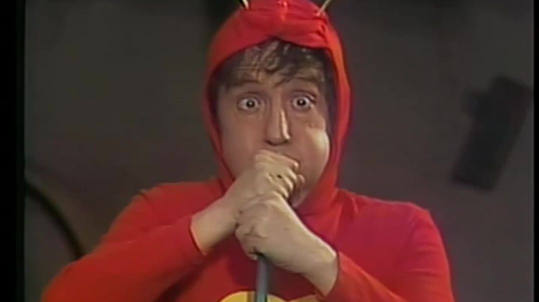 CHAPOLIN COLORADO EPISÓDIOS A CARANGUINHA OS AUTOMÓVEIS SE AFINAM EM DÓ MAIOR TEMPORADA 1977 DUBLADO